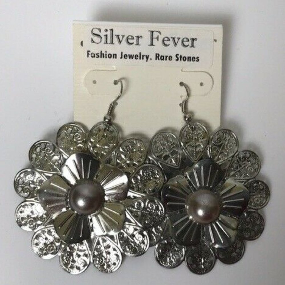 Silver Fever Fashion Jewelry Pierced Earrings NWT